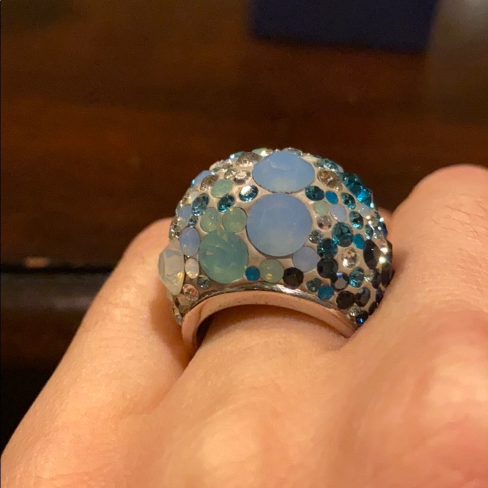 Ring - Picture 3 of 5